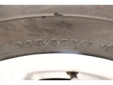 225/65R17    車両装着標準タイヤサイズです。 タイヤのご相談もトヨタモビリティ石川にお任せください