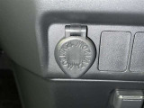 シガーソケット用の充電器が使用可能です!