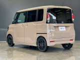 関西最大級の広さを誇る新車・中古車併売店!全国どこでも納車できます!詳しくは営業スタッフまで