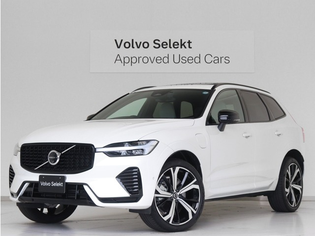 XC60 ウルトラ T6 AWD プラグイン ハイブリッド 4WD 