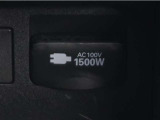 非常時やキャンプ等に役立つAC100Vコンセント付きです。