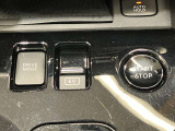 快適なドライブを叶えるため、シフトノブの周囲にe-POWERモードスイッチをはじめ、プッシュパワースターターやEVモードスイッチなどを配置し、操作性を高めています。