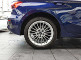 ■Vorsprung durch Technik■&ldquo;Vorsprung durch Technik(技術による先進)&rdquo;というスローガンのもと生み出された、走りの愉しみを最大限に引き出す数えきれないイノベーション。