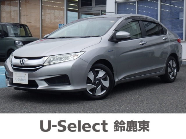 グレイス 1.5 ハイブリッド LX 