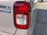 後続車からも視認性の高いテールランプ☆