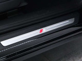 S-line専用スカッフプレートです