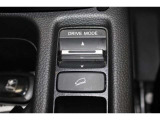 ドライブモードスイッチ(SPORT、NORMAL、ECON)