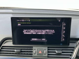 Audiスマートフォンインターフェイス装備 スマートフォンを接続すれば、ナビゲーション、電話機能、音楽や特定のアプリが、クルマ側で操作・使用可能となります。
