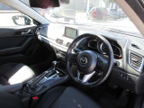車内にはタバコのにおいも無く、快適にお使いいただけます!!