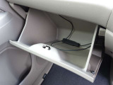 【収納】車検証やティッシュBOXいろいろすっきり収納できて便利です!