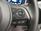 レーダークルーズコントロール(全車速追従機能付)付きです。車速に応じて追従支援してくれるので、ロングドライブも快適です。詳細は販売店スタッフまでおたずねください。