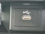 USB接続出来ます。
