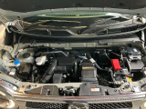 メンテナンスの行き届いた綺麗なエンジンです。お車への愛情が伺えますね。 走行距離もまだまだ少ないので、これから先も長くお乗り頂けますよ☆