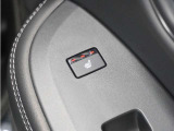 ◆後席用シートヒーター装備◆寒い季節にピッタリなのが、このシートヒーター!寒い季節もシートヒーターが体を温めてくれます。寒い季節もドライブが楽しくなります。