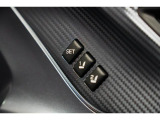 運転席のシートポジションメモリー機能は、登録済みの運転者と交代しても、シートポジションの変更の手間がかかりません。