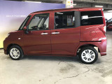 エンジンルーム、室内、クリーニング済みです。厳選したお車を屋内展示場にて展示中☆車両品質には自信がございます!ぜひ一度ご来店ください!!