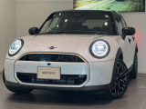 お車の下取も行っております。国産車/輸入車問わずお申し付けくださいませ。