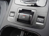 停車時にも足に負担のかからないオートブレーキホールド付き!