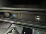 シガーソケット用の充電器が使用可能です!