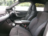 車内での喫煙歴も無く綺麗な状態をキープしております。