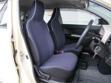 視野が広く操作しやすい運転席