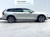 全国のVOLVOからお取り寄せが可能※!遠方の店舗に展示してあるクルマが気になる場合も、最寄りの店舗でご購入ただくことが可能です!是非私たちに要望をお聞かせください!※別途費用