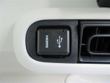 車内でお好きなエンタメ楽しめるHDMI&USBポート