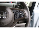 Hondaセンシングの機能のひとつ、アダプティブクルーズコントロール付!アクセルから足を離しても設定したスピードと前車との車間を保ち走行してくれます!車線維持もアシスト☆高速道路で疲労軽減ですね☆