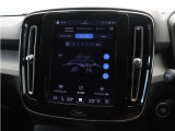 先進のエアピュリファイヤー(PM2.5センサー付)は、車内に侵入する有害なPM2.5微粒子を最大80%除去。よりクリーンで健康的な空気で満たされたキャビンであなたとあなたの大切なゲストをお迎えします。