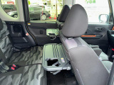 お手入れはラクに、輝きはキレイなままに。愛車の美しい輝きを守る「ボディコーティング」を各種ご用意しております。