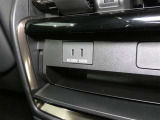 ノートパソコンなど家庭用電源の電化製品が100Wまで使用できます。
