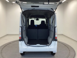 現車を確認できる方へ販売いたします。当社サービススタッフにて純正部品を使い点検整備を実施し、その後、ご納車させていただきますのでご安心してご利用いただけます。