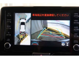 【パノラミックビューモニター】クルマの斜め後ろや真横など、目が届きにくい箇所も確認できるため、いち早く障害物に気が付くことができて安心ですね♪