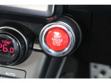 「STIプッシュスタートボタン」も装備、チェリーレッド色のボタン、中央部には「STI」ロゴを入れインテリアをスポーティに演出、エンジン始動するたびに気持ち高まる装備です