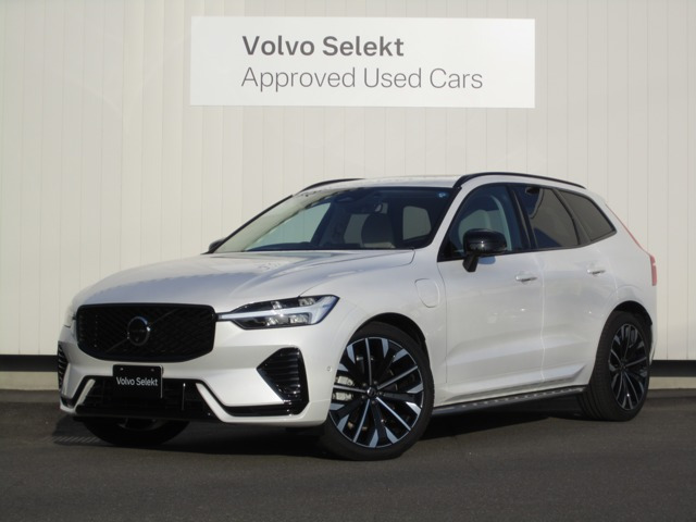 XC60 ウルトラ T6 AWD プラグイン ハイブリッド 4WD 