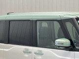 プラスチックバイザーがない分すっきり★洗車のときも窓の拭きあげがとても楽チンです★