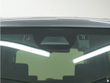 ◆Honda SENSING◆ カメラ等装置で精度の高い検知能力を発揮、安全運転を支援します。ステアリング上のコントローラーに注目!