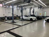 BMW  JAPAN認定国土交通省認証サービス工場を敷地内に併設しております。メンテナンス・修理はお任せください。