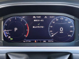 フルデジタルメータークラスター「デジタルコックピット」採用。
