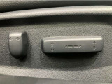 高級装備の代名詞!パワーシート装備!快適装備で運転も楽々です!