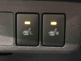 寒い日のドライブを快適にする運転席&助手席シートヒーターが付いてます