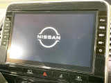 【大画面ナビ】人気の大型10インチナビを装備。存在感のある大画面はインパクト大!ナビ利用時のマップ表示は見やすく、テレビやDVDは臨場感がアップ!いつものドライブがグッと楽しくなります♪