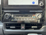 オートエアコンなので細かい温度調整も可能で常に快適な車内空間を保てます♪