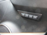 運転席シートメモリー付きです