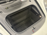 フロントトランク収納