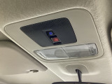 【SOSボタン】衝撃検知やエアバッグ展開時には自動通報。車両データを活用し、迅速な救助につなげる安全テクノロジー。 ※サービス利用にはHonda Total Care プレミアム契約が必要です