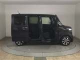 当店での販売車両は、車検整備はもちろん、車検残ありの車両でも点検整備をしっかり終わらせてからお客様へ引き渡し致しますので、安心してご購入いただけます♪
