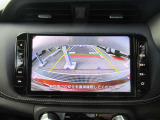 苦手な駐車もバックモニターで安心です。
