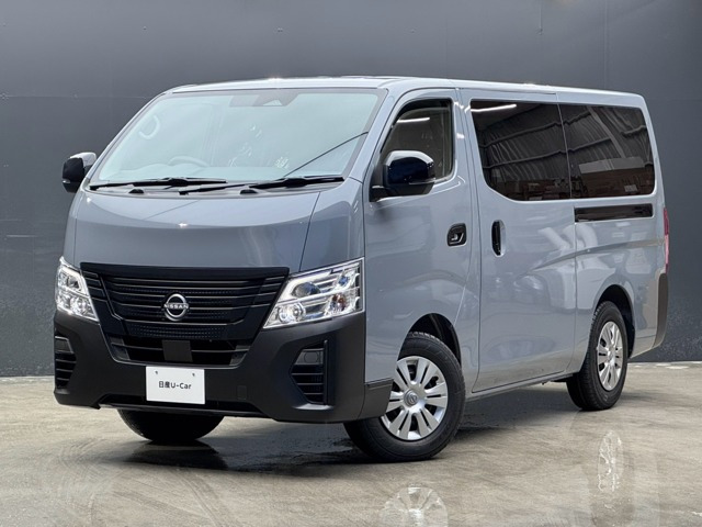 キャラバン 2.4 プレミアム GX ロング アウトドア BLACK ED Transporter ベッド付 デ...