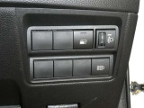 オートマチックハイビームとは、先行車や対向車のライトを認識し、ハイビームとロービームを自動で切り替える機能です。夜道の視界を確保します。詳細は販売店スタッフまでおたずねください。